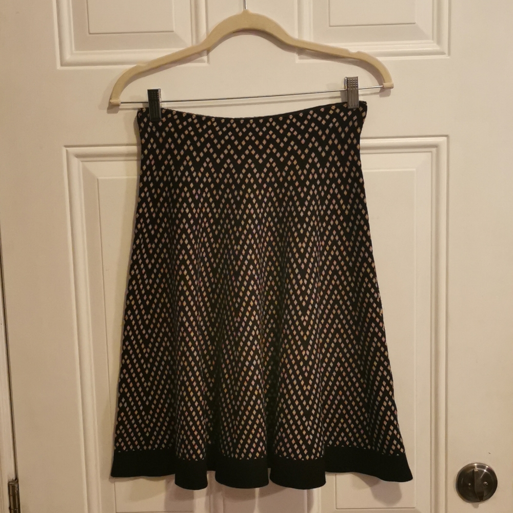 Sioni black and white skirt
